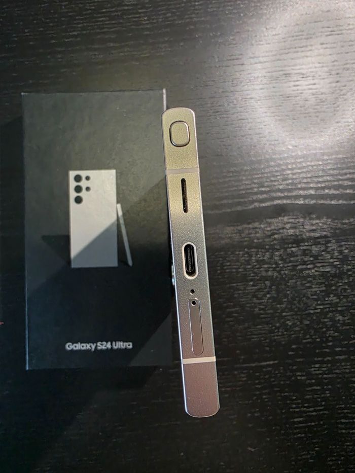 Samsung Galaxy S24 ultra blanc - photo numéro 4