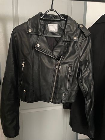 Veste en cuir Bershka