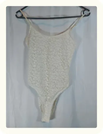 Body dentelle blanche