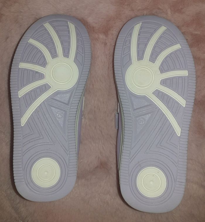 Baskets à scratchs 29 Reine des neiges neuves - photo numéro 6