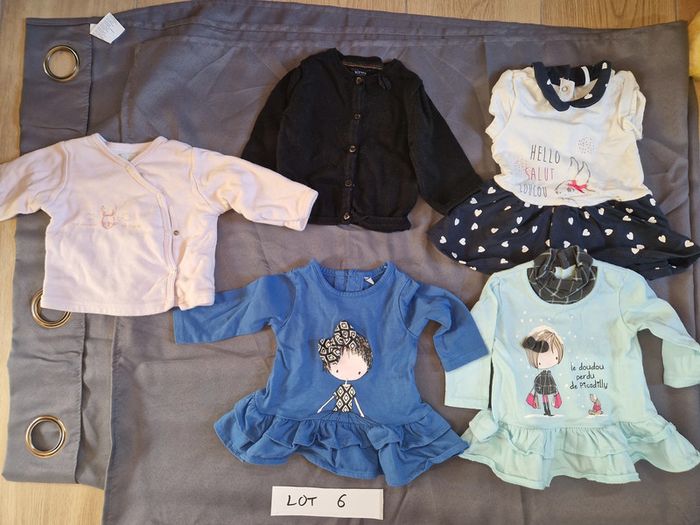 Lot 6 : Lot de vestes et ensemble - 3 Mois