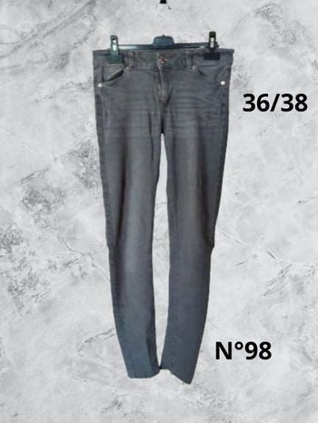 N°98 Jean gris T36/38. B.A. Basic.