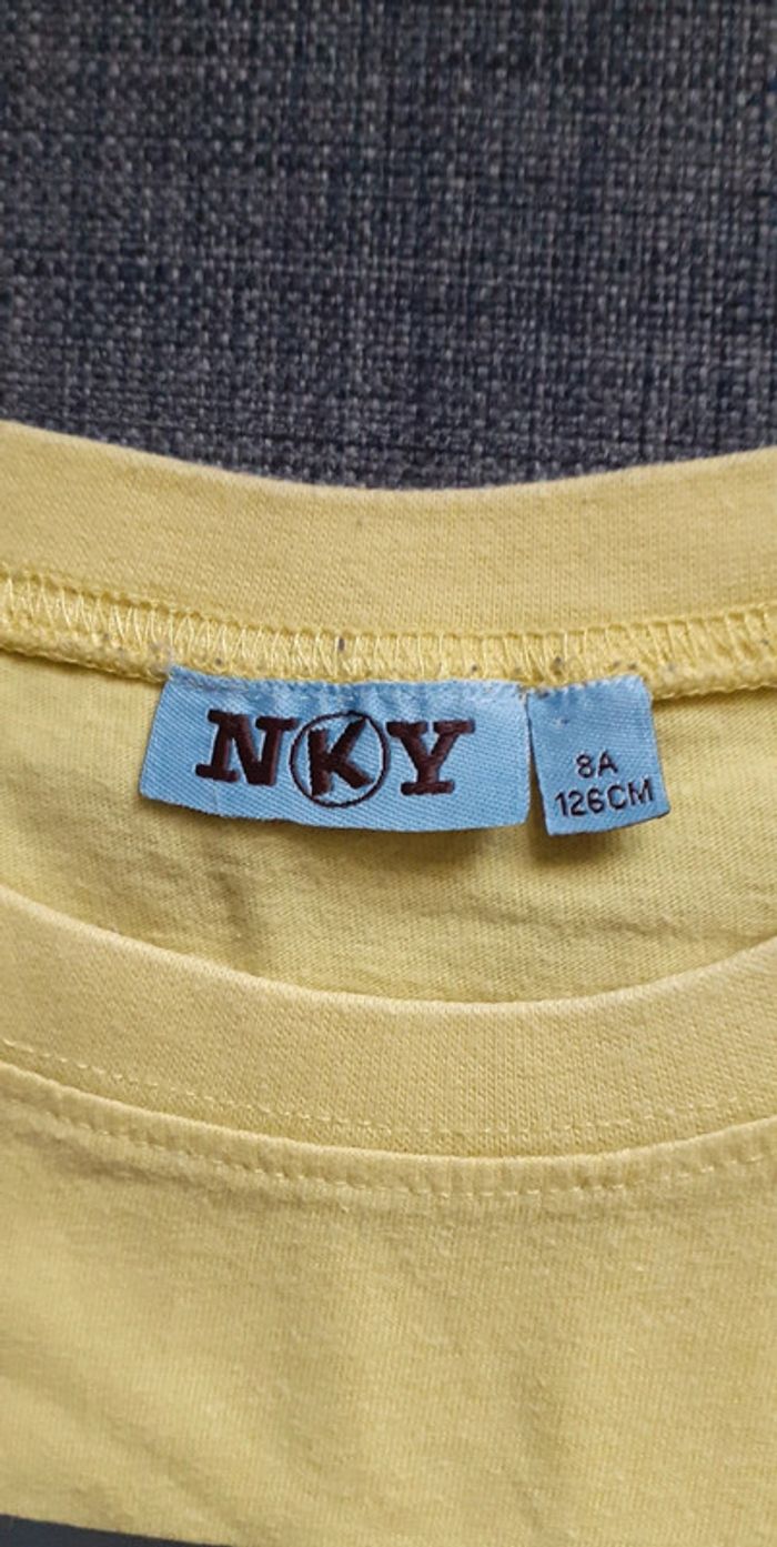 Joli tee-shirt jaune - photo numéro 3