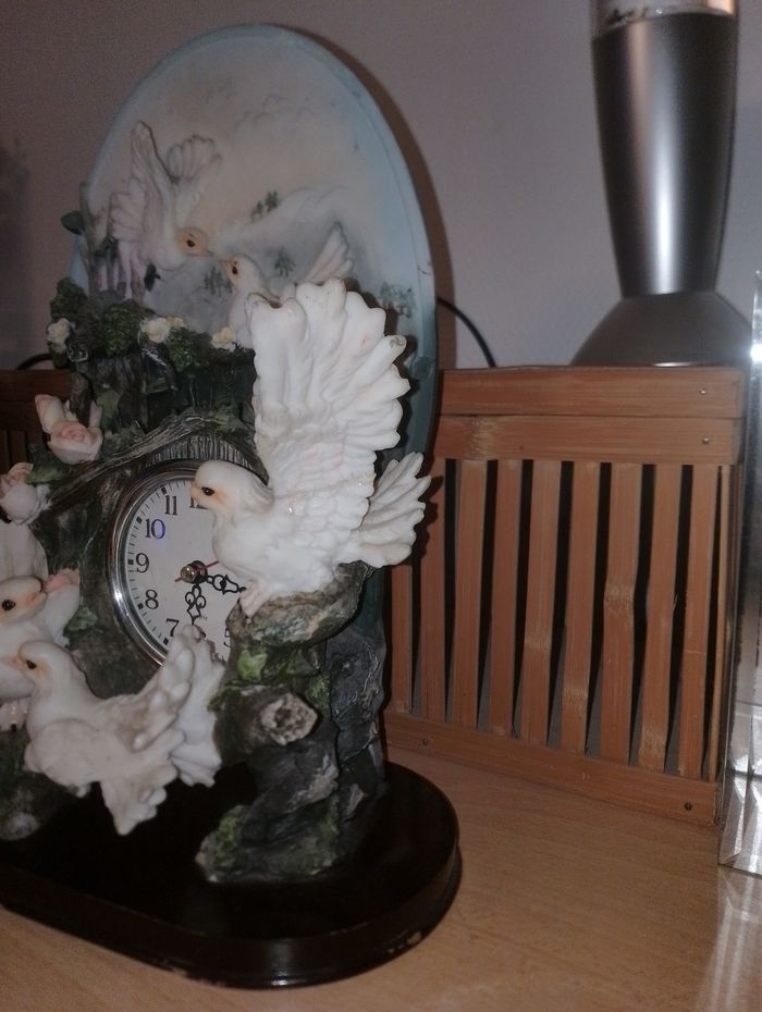 Horloge avec colombes - photo numéro 3