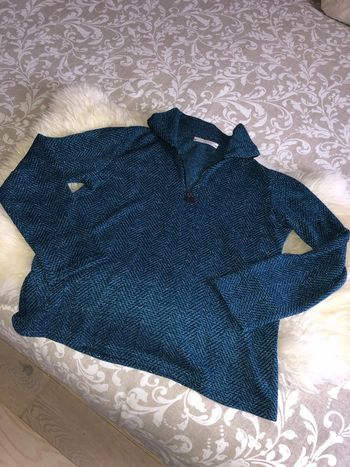 Haut bleu à paillette armand thierry