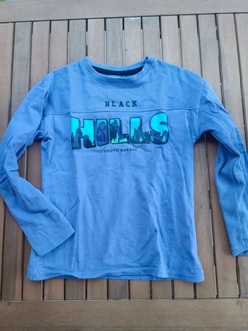 Tee shirt ML black hills 8 ans