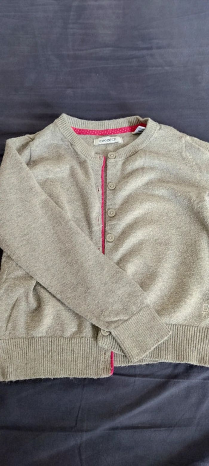 Lot pulls 4 ANS - photo numéro 8