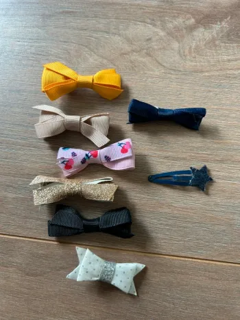 Lot de barrettes