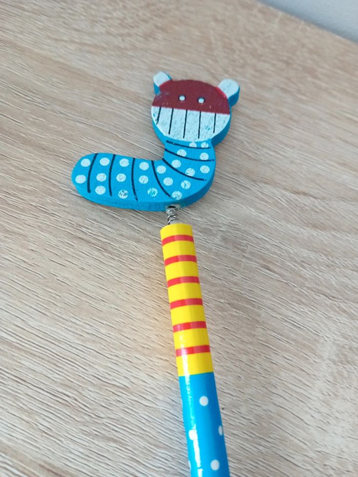 Crayon de papier neuf