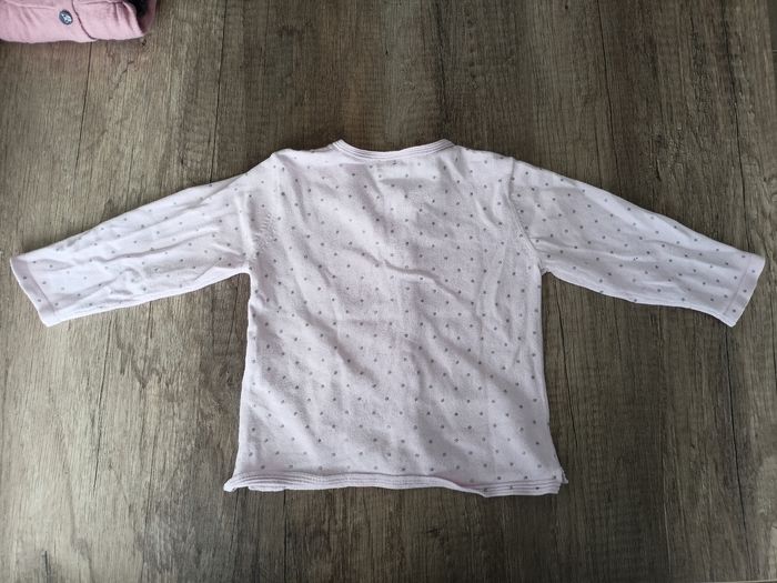 Pull Kiabi (9 mois) - photo numéro 2