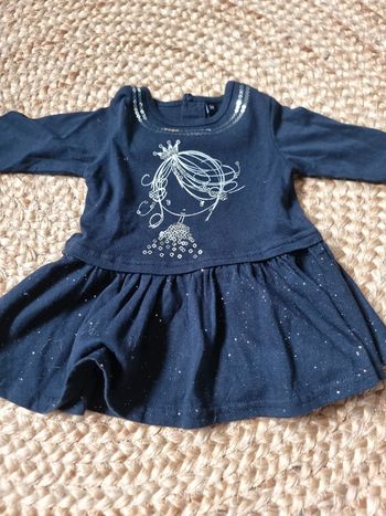 Robe bleu marine 3 mois