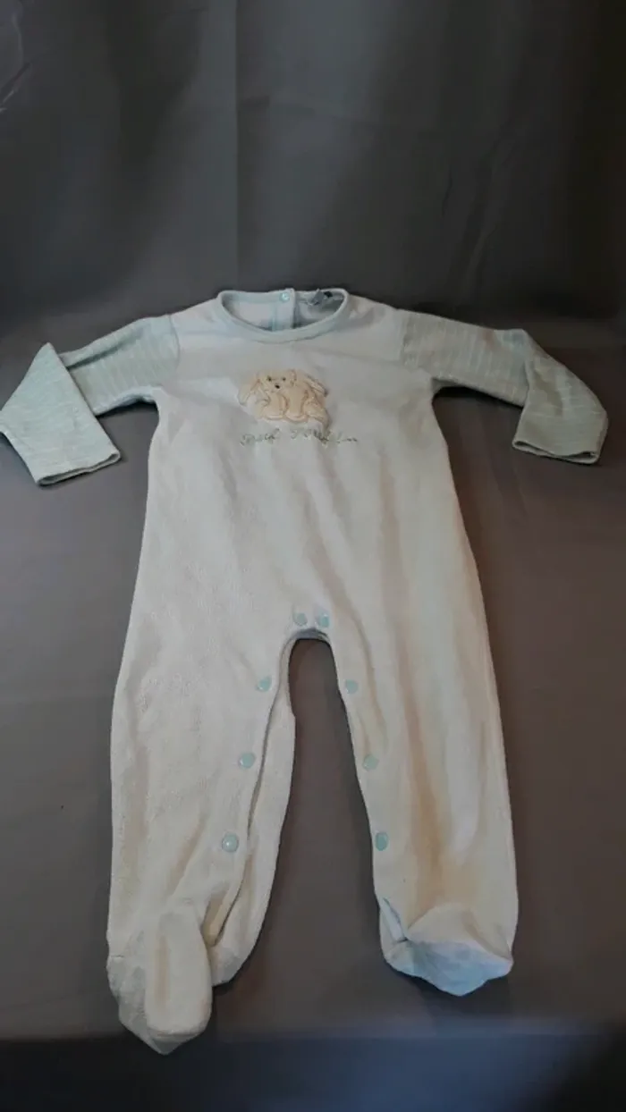 Pyjamas 24 mois - photo numéro 2