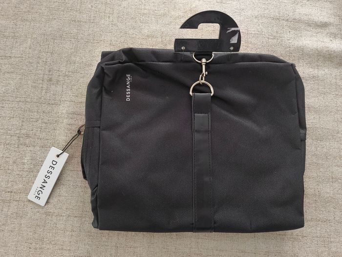 Trousse de toilette dessange ( neuf)