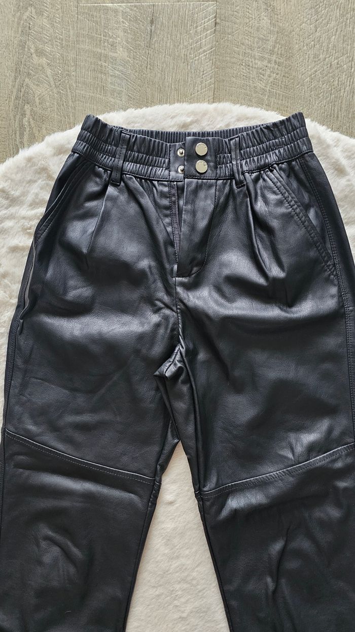 Bershka Vetements Pantalon Cuir Femme Bershka Pantalon Noir