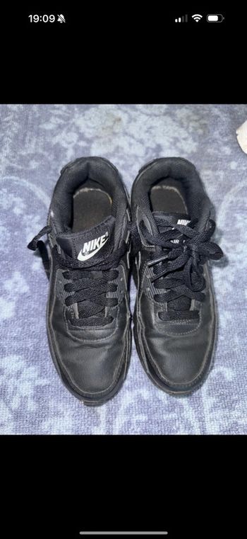 Basket air max 36 bonne etat