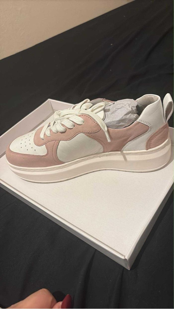 Chaussure - photo numéro 2