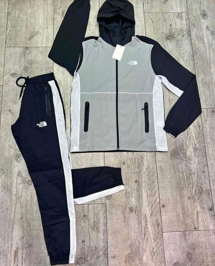 Survêtement homme femme enfants - photo numéro 2