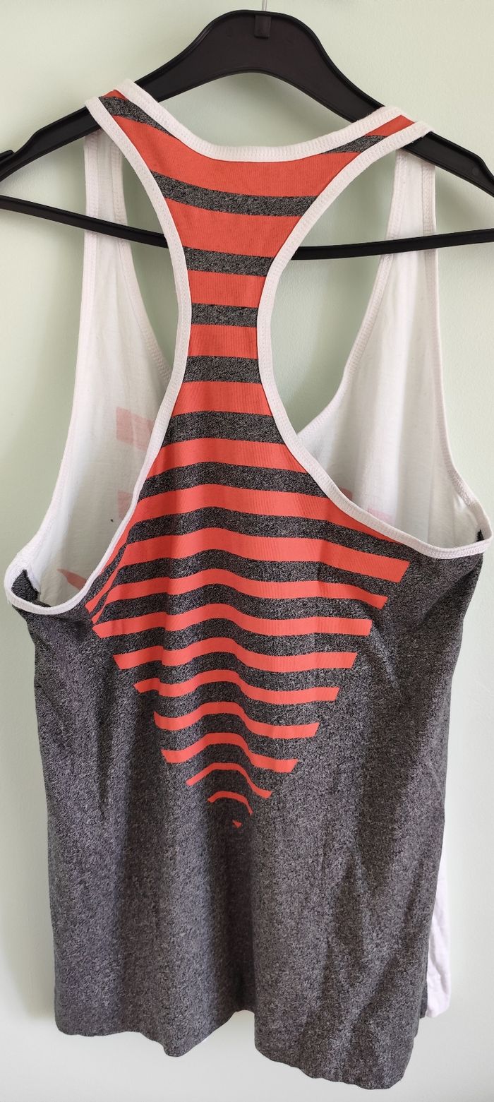 Débardeur Nike Femme taille M - photo numéro 2