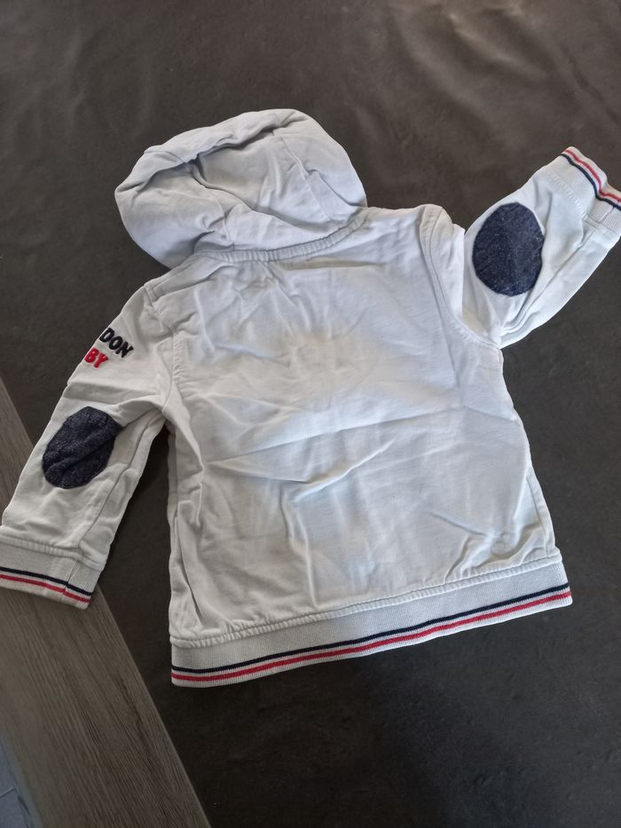 Gilet 9 mois - photo numéro 2