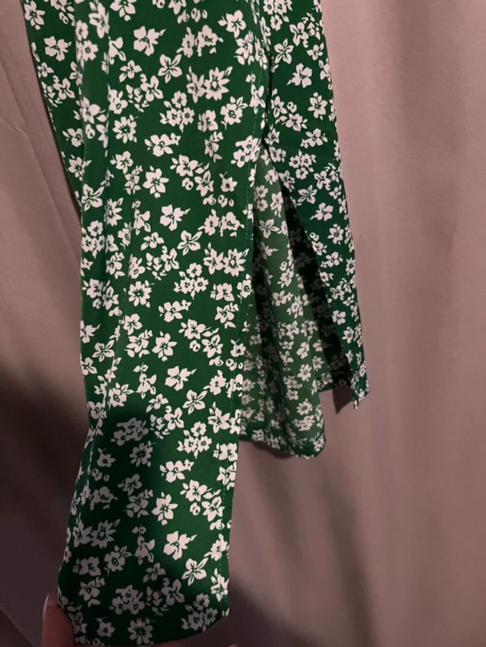 Robe dos nu - photo numéro 3