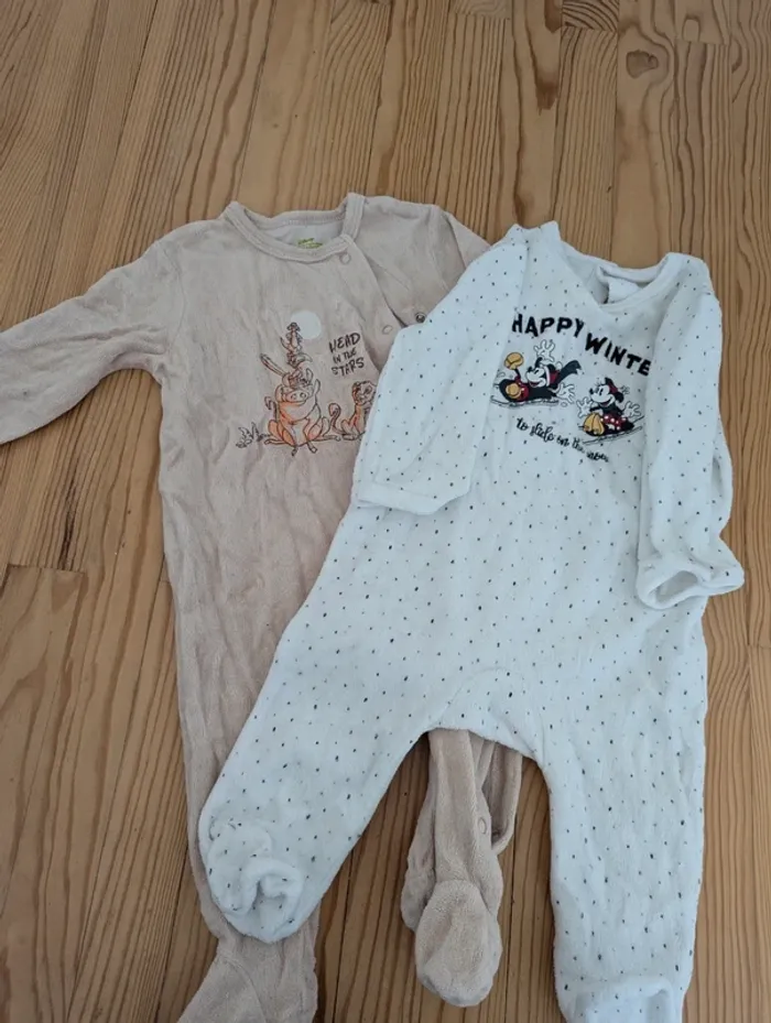 Lot 27 pièces hiver 6 mois - photo numéro 4