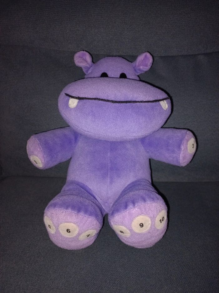 Peluche hippopotame violet