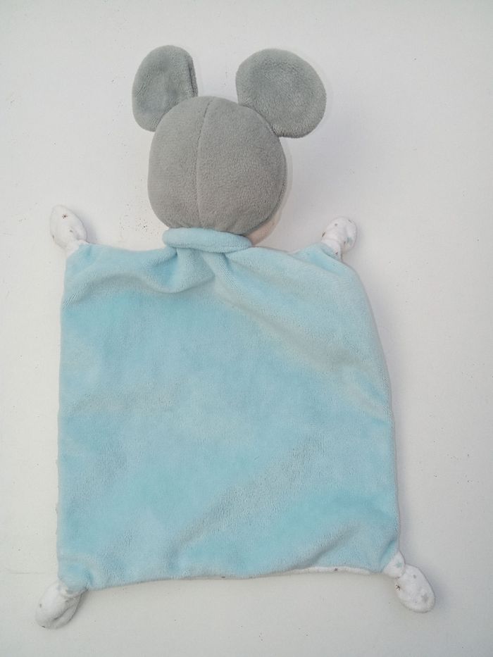 Doudou mouchoir mickey garçon bleu ciel, gris, blanc étoiles , Disney - photo numéro 2