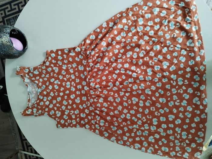 Robe neuf - photo numéro 2