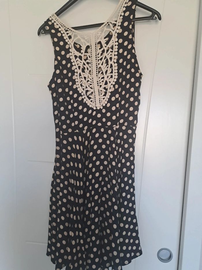 Jolie robe Yili.K 40 - photo numéro 3