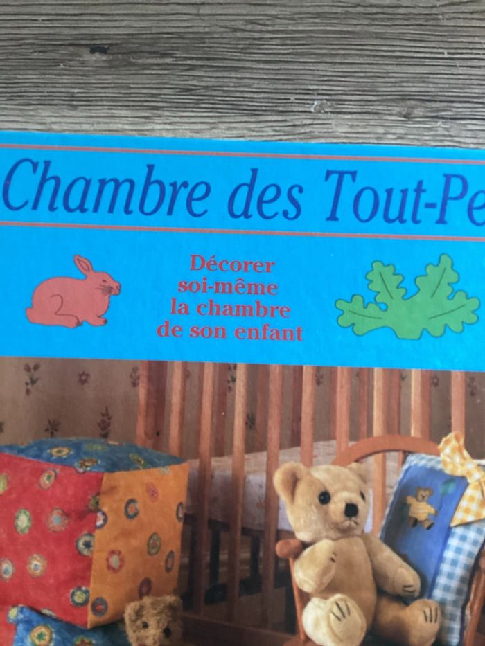livre la chambre des tout petits Décorer soi même la chambre de son enfant - photo numéro 2