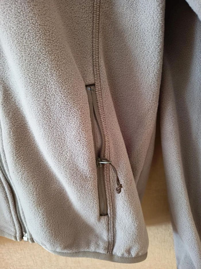 Sweat polaire femme. Marque Quechua. (D68) - photo numéro 5
