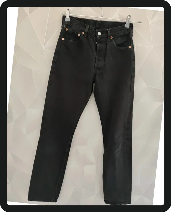 Pantalon levis