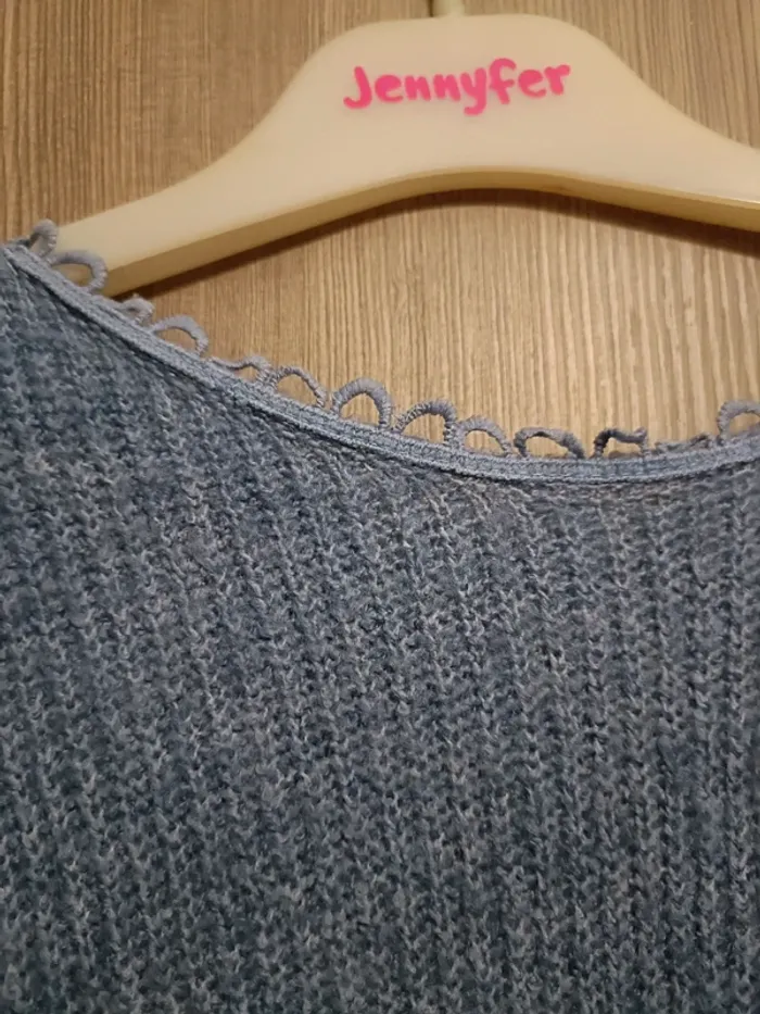 Pull bleu avec Faux noeud - photo numéro 5