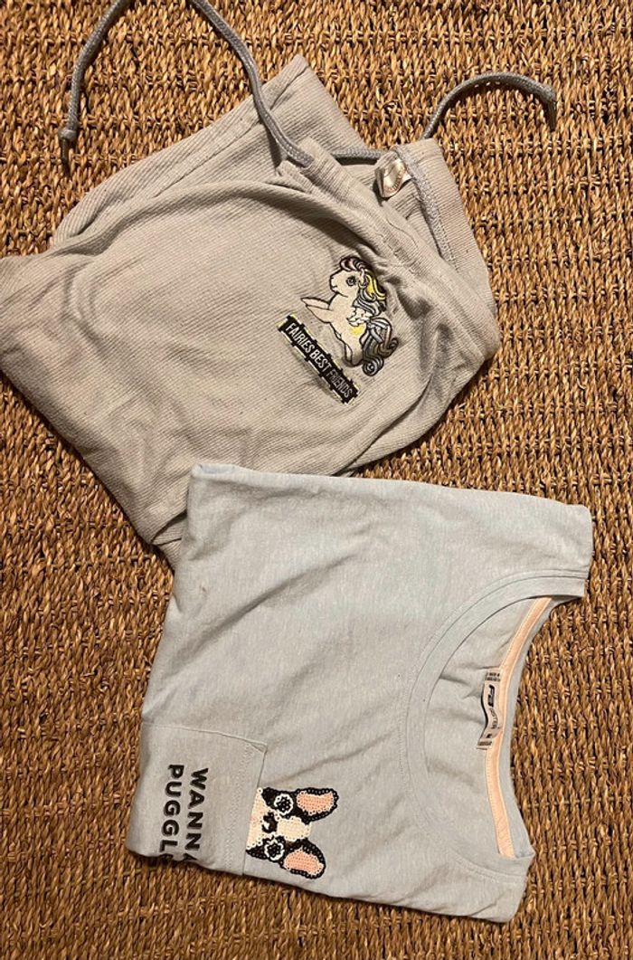 Pyjama bleu + 3 soutifs - photo numéro 2