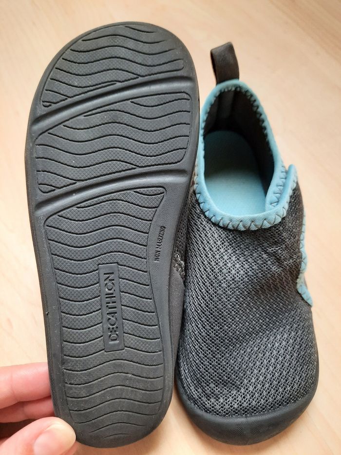 Chaussons de gym Dectahlon. Pointure 29. - photo numéro 2