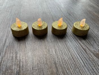 Lot de 4 bougies chauffe-plat (flamme led)