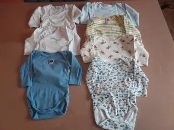 lot 7 bodies manches longues 6 mois