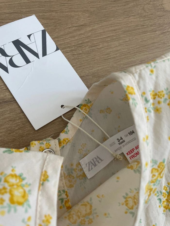 Ensemble 3 4 ans top jaune neuf et jean zara - photo numéro 5