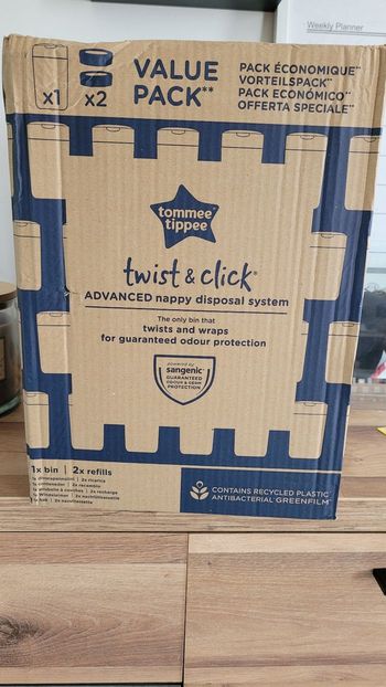 Tommee Tippee Poubelle à couches + 2recharges