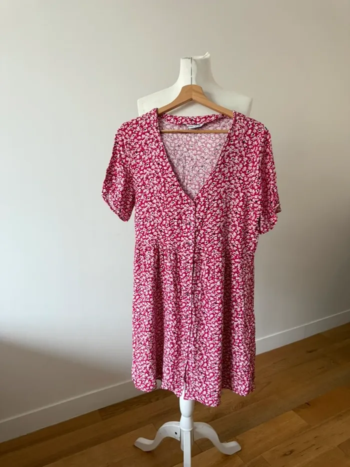 Jolie robe d’été L/40