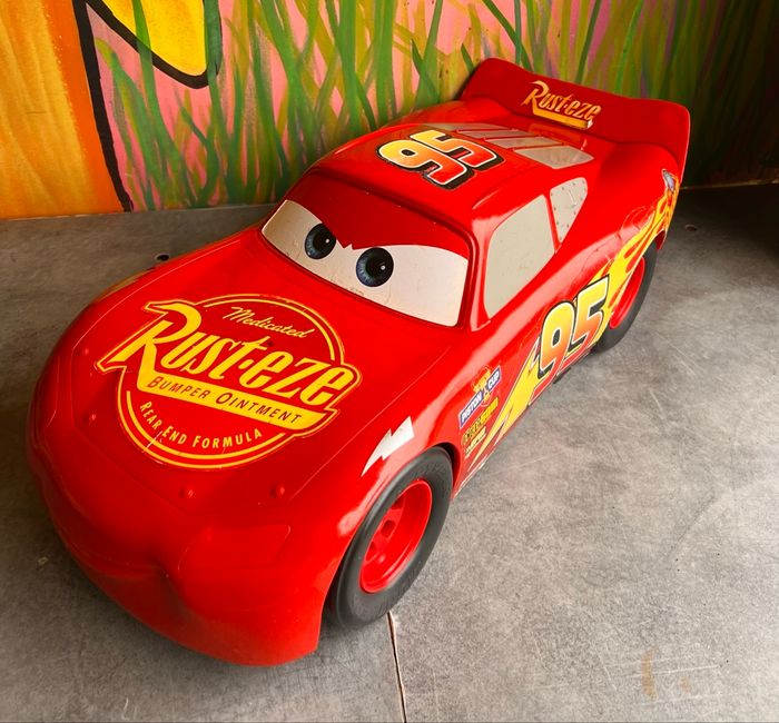 Grande voiture Cars - photo numéro 2