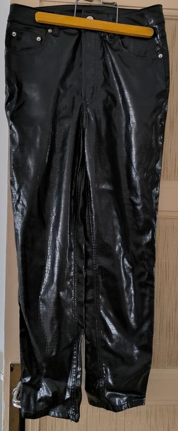Pantalon taille M polyester imitation cuir 
