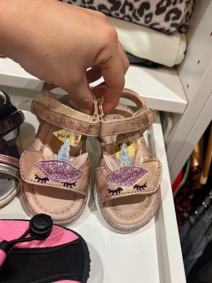 Lot chaussure taille 20 - photo numéro 14