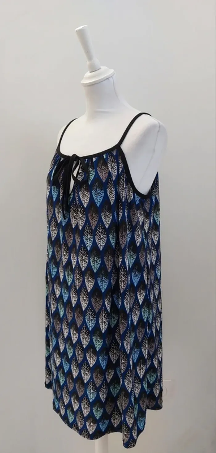 Robe fluide imprimée à bretelles taille XL-XXL - photo numéro 2