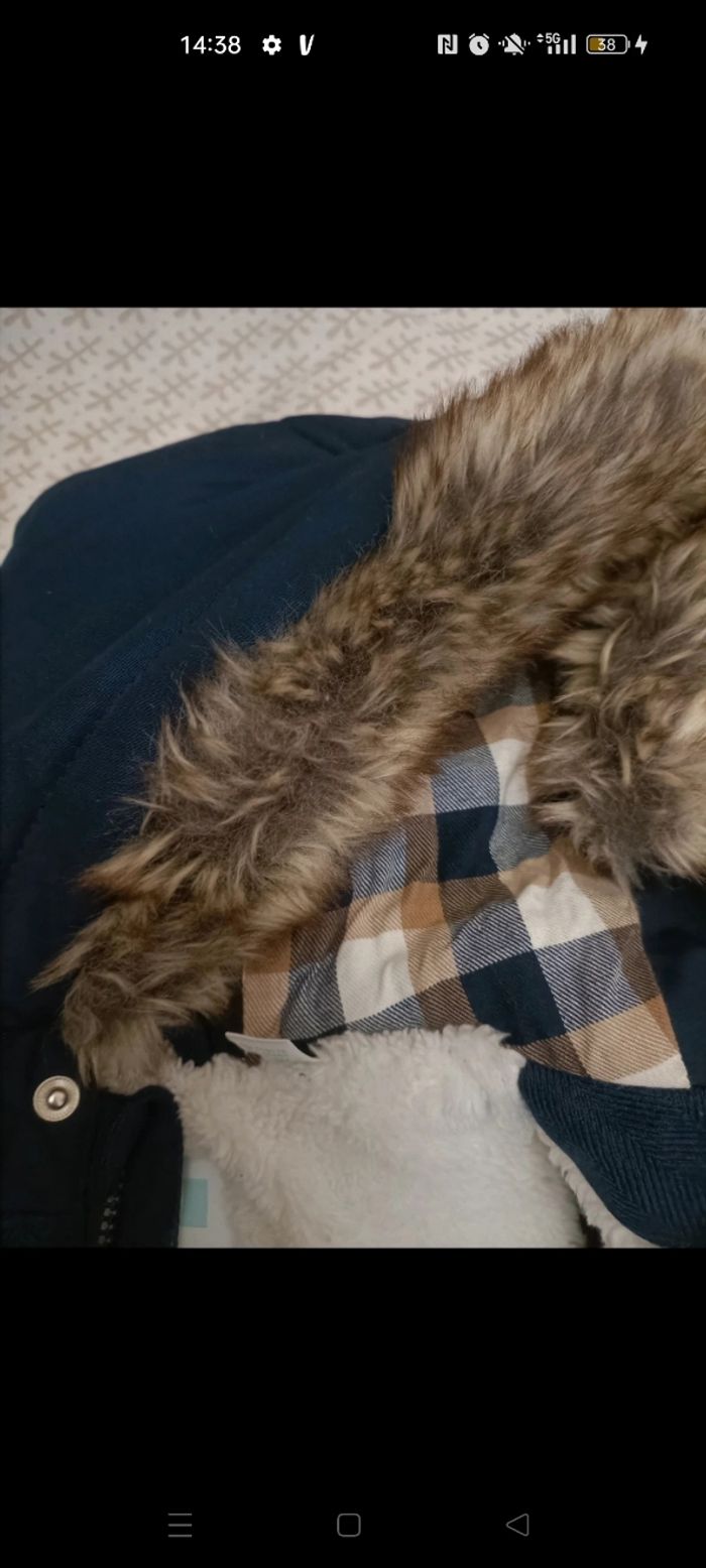 Manteau Obaïbi – 12 mois – Bleu roi – Capuche fourrée – TBE - photo numéro 6