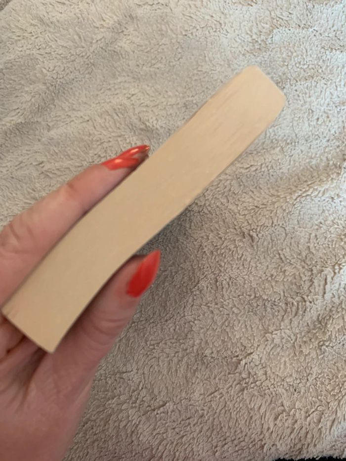 Livre les secrets de Bent Road Lori Roy - photo numéro 3