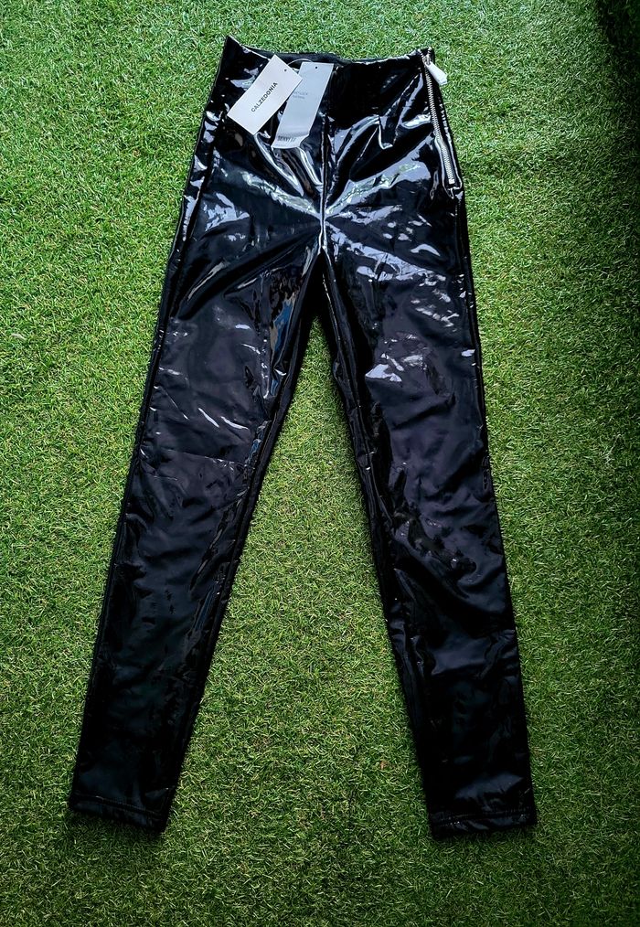Pantalon effet cuir ciré - photo numéro 3