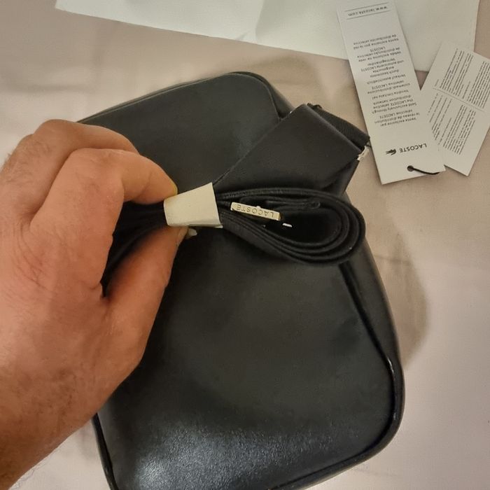 Sac à bandoulière Lacoste - photo numéro 4