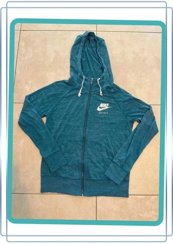 Beau sweat femme  à capuche Nike taille S