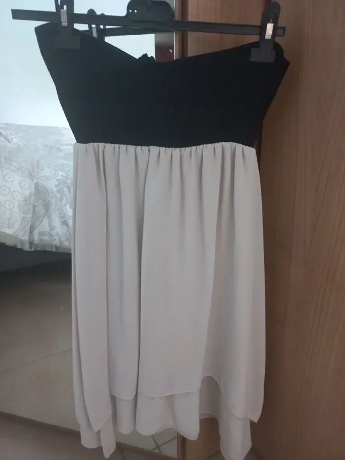 Robe dos nus noire et crème S - photo numéro 2